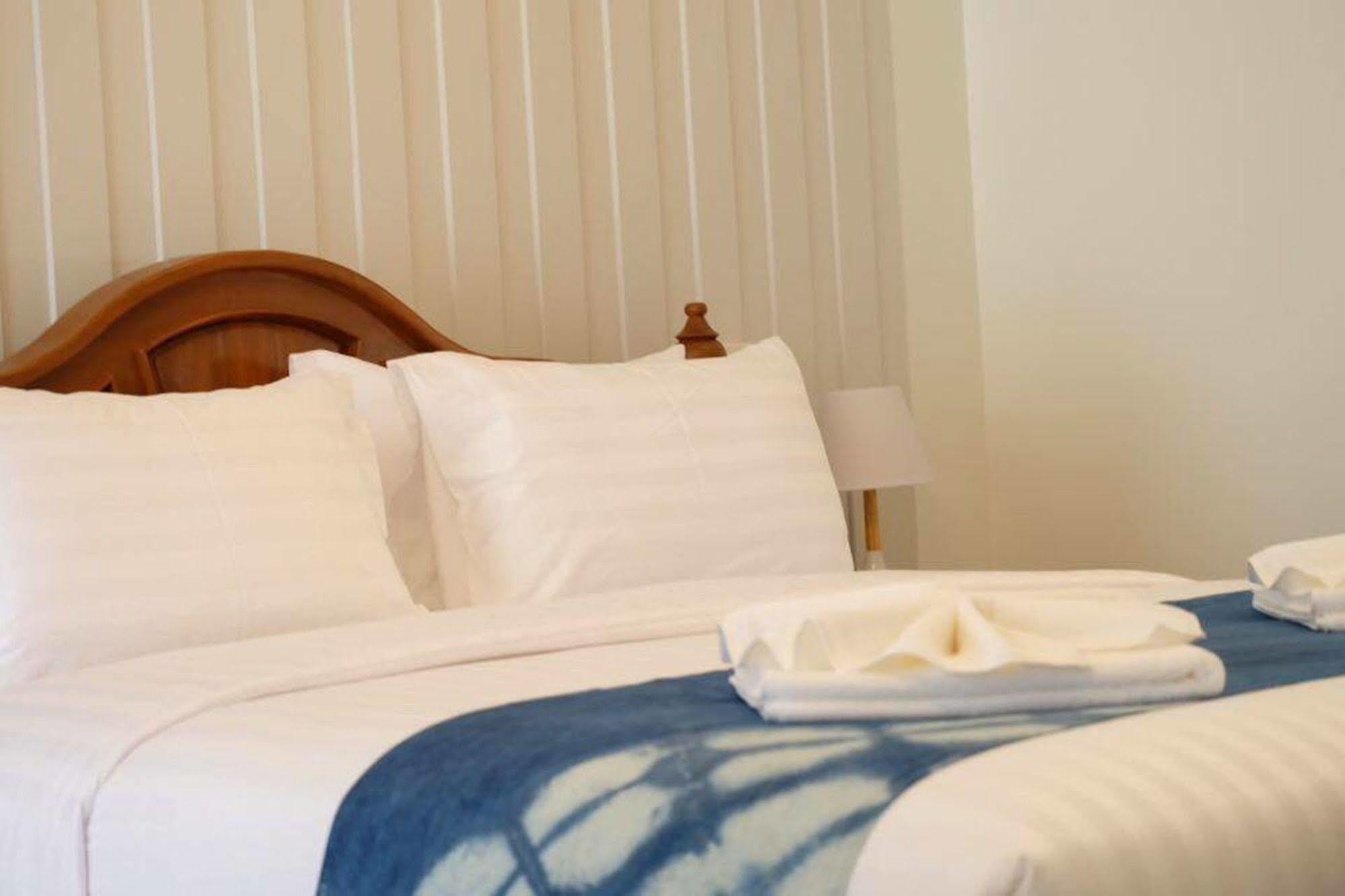 Baan Iyara Hotel Nan Kültér fotó
