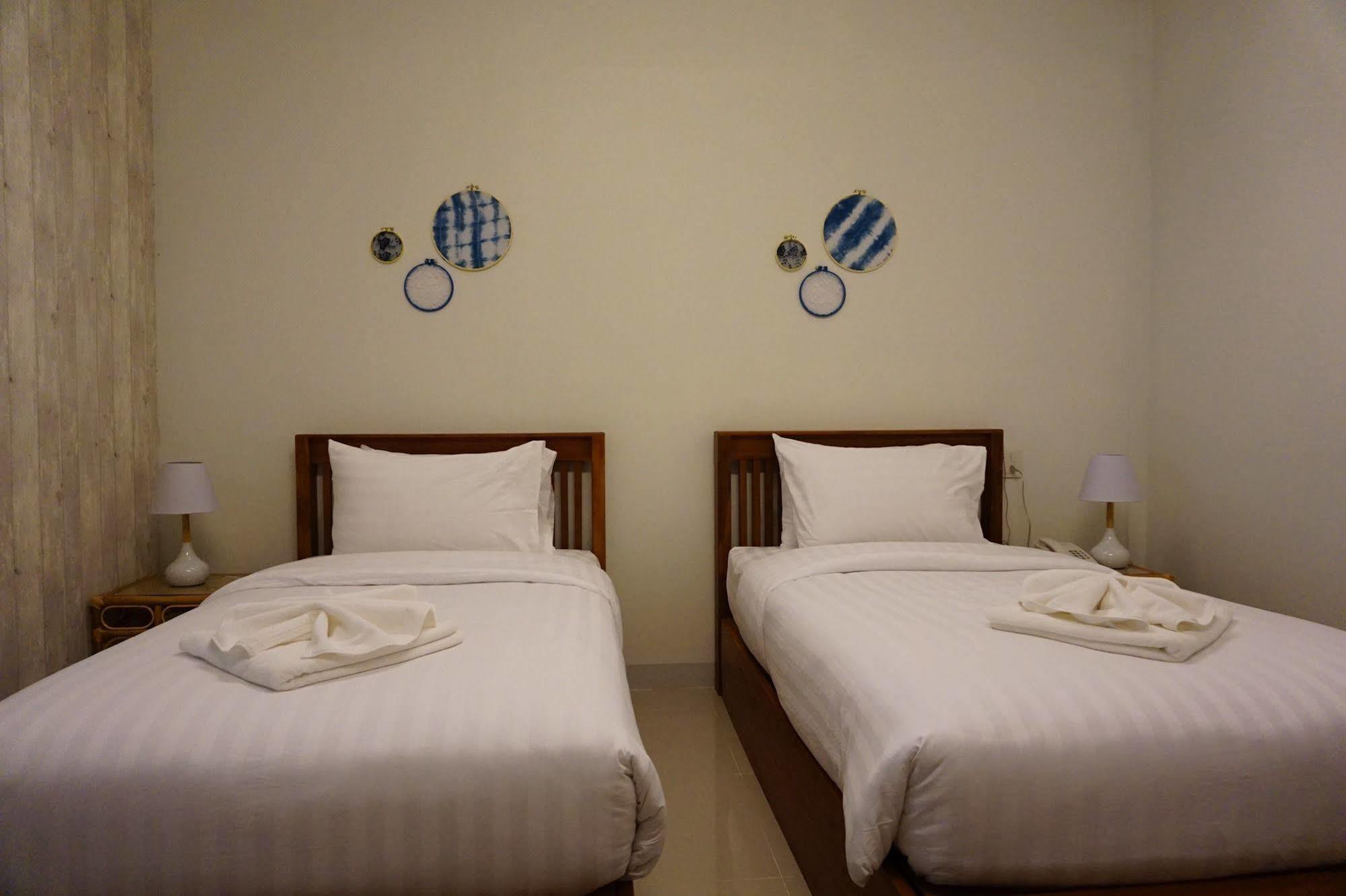 Baan Iyara Hotel Nan Kültér fotó