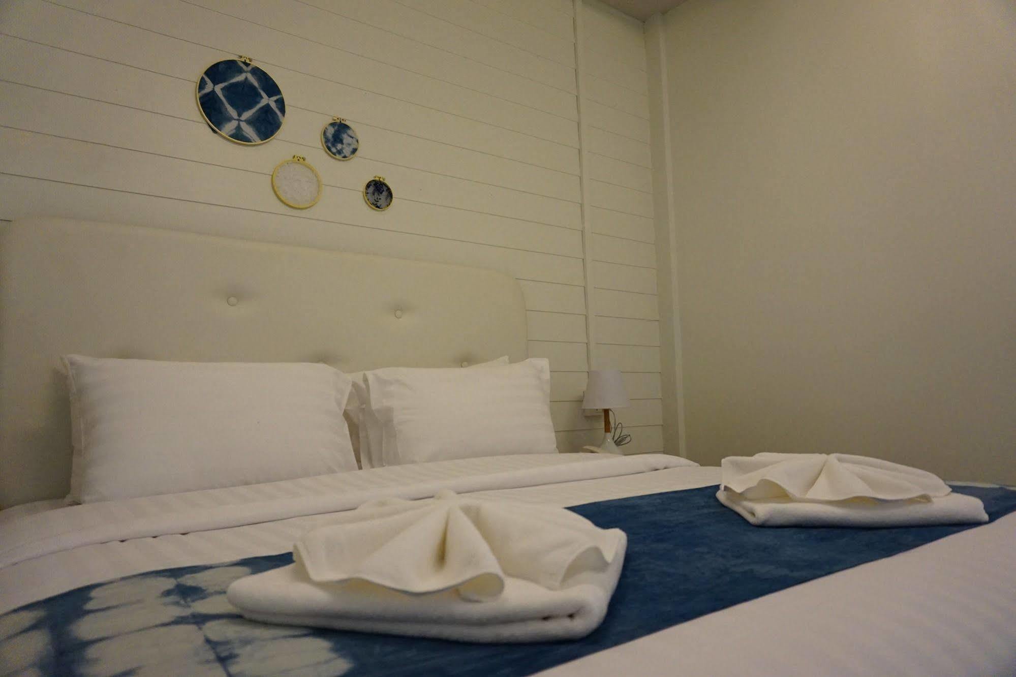 Baan Iyara Hotel Nan Kültér fotó