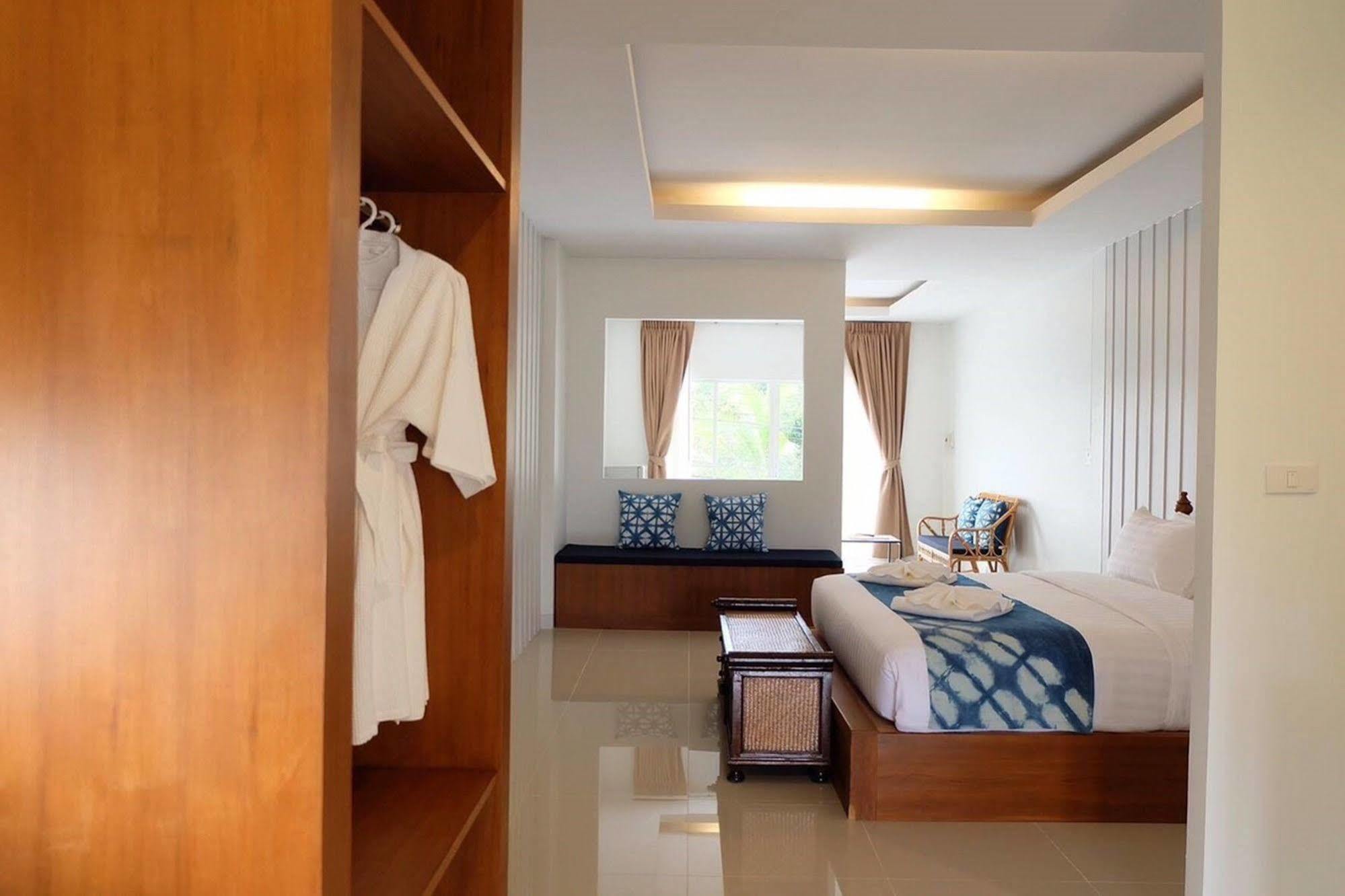 Baan Iyara Hotel Nan Kültér fotó