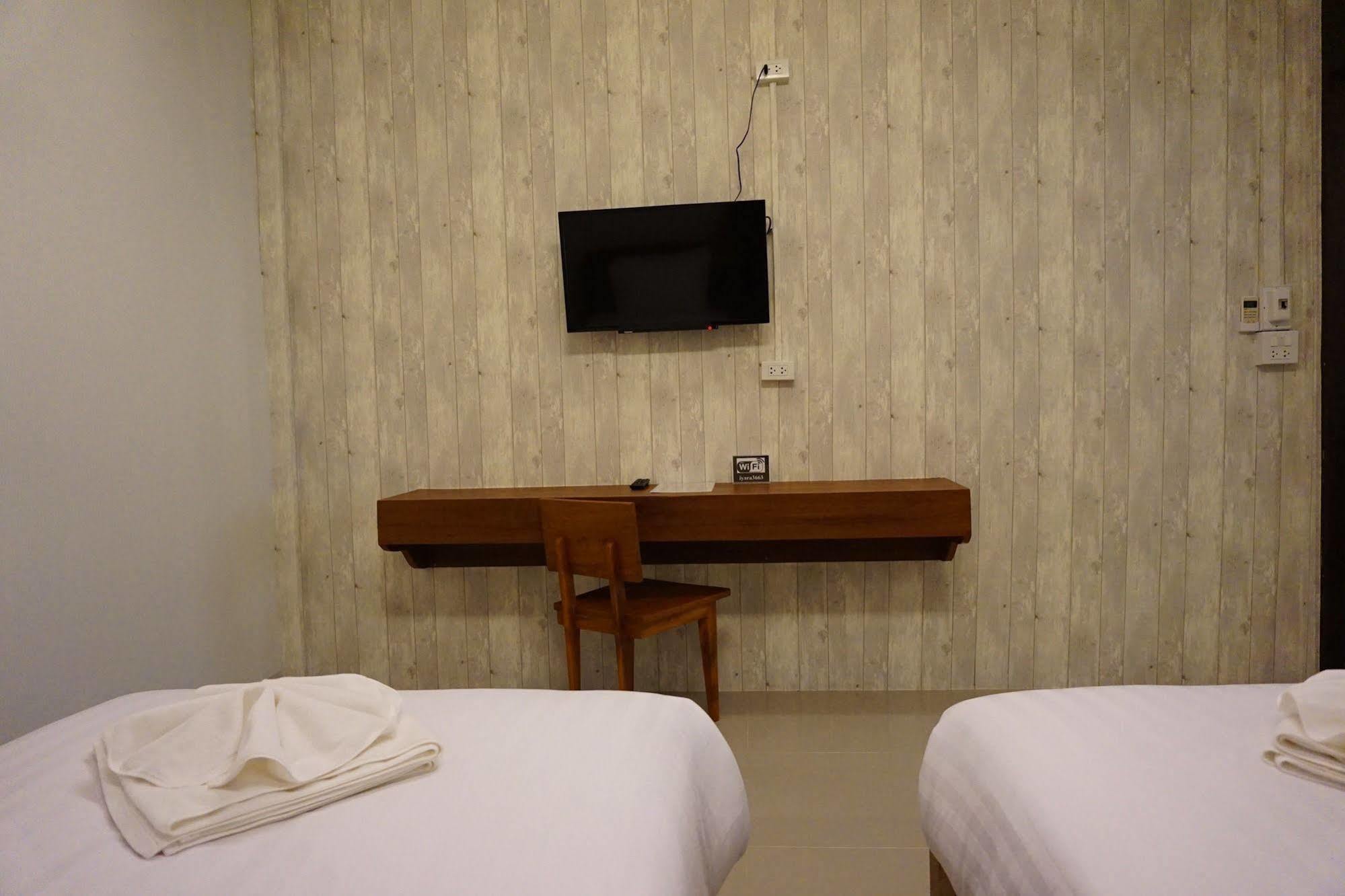 Baan Iyara Hotel Nan Kültér fotó
