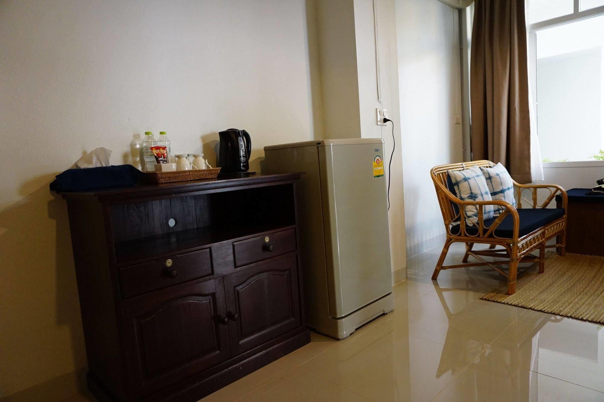 Baan Iyara Hotel Nan Kültér fotó
